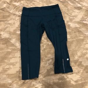 Fast and Free High-Rise Crop II 19"